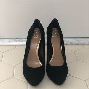 Jessica Simpson Black Suede Pumps